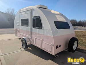 Versatile 2009 Camper Conversion Concession Trailer Mobile Vending Unit for Sale in Missouri!