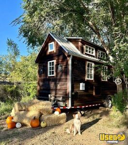 Clean and Appealing - 24' Food Concession Trailer Mobile Vending Unit w/ Bathroom for Sale in Colorado!