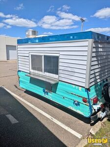 Cute Vintage Style 7' x 10' Star Craft Food Concession Trailer with Fire Suppression System for Sale in Minnesota!