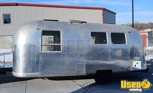 Vintage - 1965 Airstream Safari Concession Trailer | DIY Trailer for Sale in Nebraska!