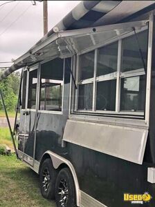 Like-New - Food Concession Trailer w/ Screened Porch Mobile Street Vending Unit for Sale in Texas!