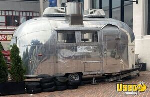 Vintage - 1962 8' x 17' Airstream Globetrotter  Concession Trailer for Sale in Virginia!
