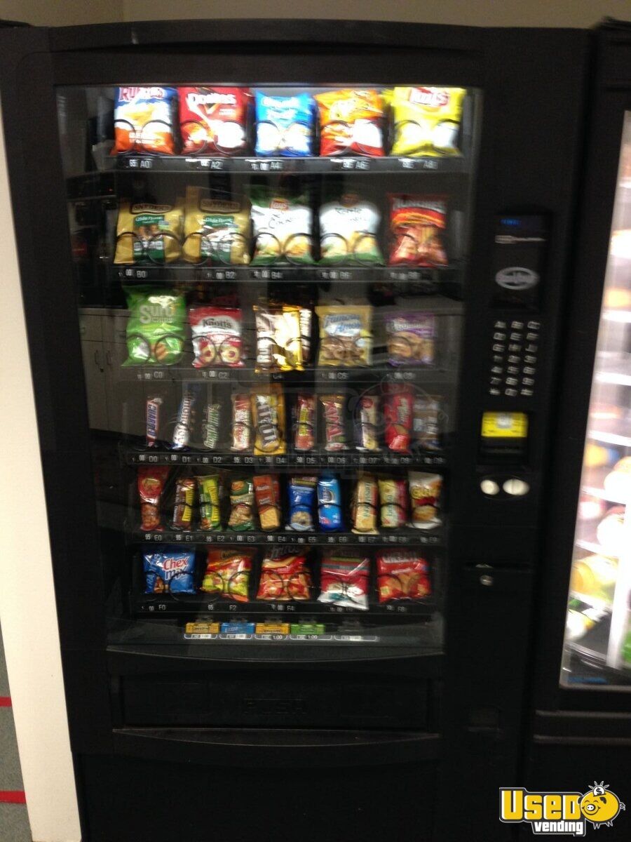 https://www.usedvending.com/image/crane-167-crane-national-snack-machine-california-f829504-1j_xl.jpg