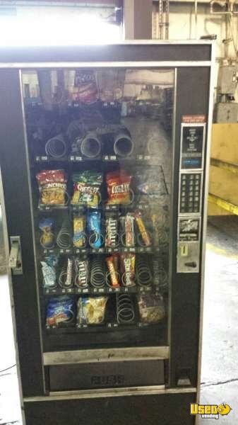 Crane National Snack Machine Georgia for Sale