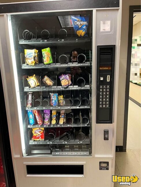 Crane National Snack Machine Georgia for Sale