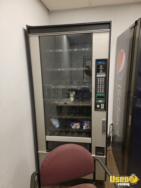 Crane National Snack Machine Georgia for Sale