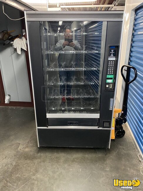 Crane National Snack Machine New York for Sale