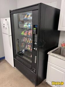 Crane National Vendors 147 Snack and 1 Dixie Narco DN501E Soda Vending Machines For Sale in Texas!