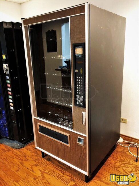 Crane National Snack Machine Texas for Sale