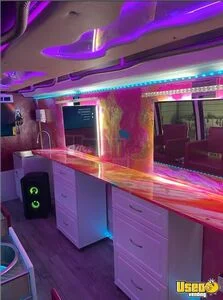 Custom Hair Salon Truck Mobile Hair & Nail Salon Truck 11 Florida for Sale