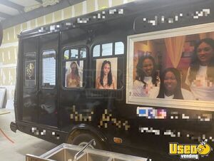 Custom Hair Salon Truck Mobile Hair & Nail Salon Truck 4 Florida for Sale