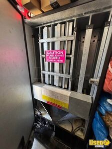 Dixie Narco Soda Machine 4 California for Sale