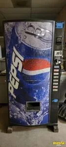 (1) Dixie Narco Electronic Soda Cold Drink Vending Machine For Sale in Arizona!
