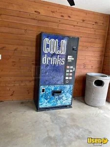 Dixie Narco Electronic Soda Cold Drink Vending Machine For Sale in Arizona!