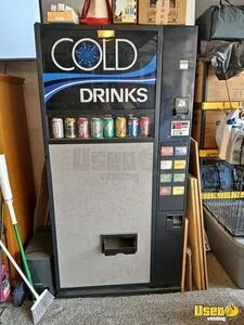 Dixie Narco Soda Cold Drink 8 Selection Vending Machine For Sale in California!
