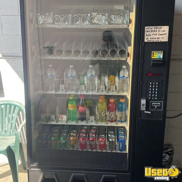 Dixie Narco Soda Machine California for Sale