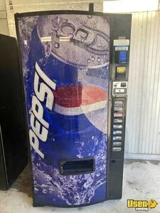 Seaga combo VC630 and 1 Dixie-Narco Soda Vending Machine For Sale in Florida!