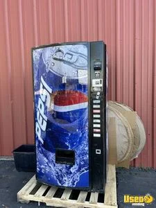 Dixie Narco DN600E Soda Canned Vending Machine For Sale in South Carolina!!