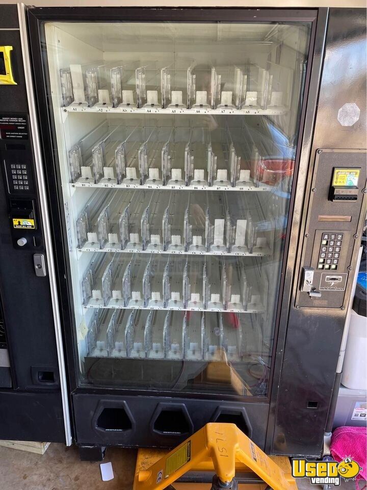 Dixie Narco 5591 Bev Max Soda Pop Moster Water Coke Drink Vending Machine for sale online 