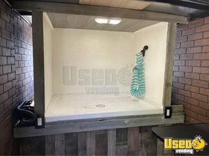 Dog Grooming Trailer Pet Care / Veterinary Truck Additional 1 California for Sale