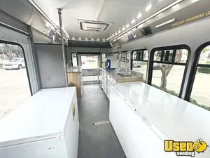 E-350 Ice Cream Truck Ice Cream Truck Gray Water Tank Texas Gas Engine for Sale
