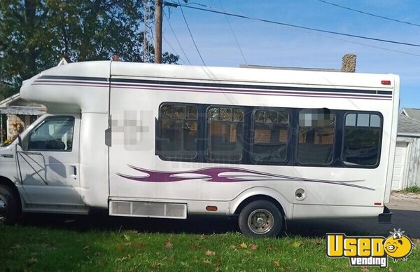 E-450 Party Bus Party Bus Ohio Gas Engine for Sale