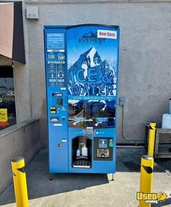 2023 Everest Ice VX3 Bagged Ice and Filtered Water Vending Machine For Sale in California!