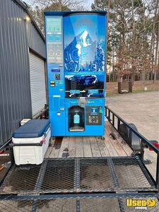 2020 Everest Ice VX4 Bagged Ice and Filtered Water Vending Machine For Sale in Mississippi!