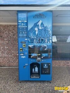 2022 Everest Ice VX4 Bagged Ice and Filtered Water Vending Machine For Sale in Texas!