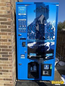 2023 Everest Ice VX3 Bagged Ice and Filtered Water Vending Machine For Sale in Texas!