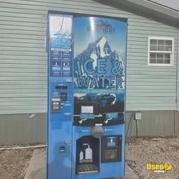 2022 Everest Ice VX4 Bagged Ice and Water Vending Machine w/ Location For Sale in Texas!