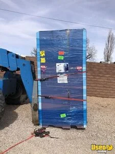 NEW 2023 Everest Ice VX4 Bagged Ice and Filtered Water Vending Machine For Sale in Utah!