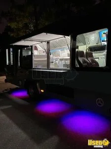 F-550 Super Duty Kitchen Food Truck New Build Food Truck Cabinets Florida Diesel Engine for Sale