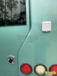 F-550 Super Duty Kitchen Food Truck New Build Food Truck Removable Trailer Hitch Florida Diesel Engine for Sale