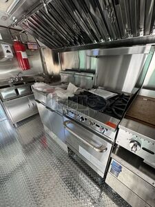 F550 Super Duty All-purpose Food Truck Refrigerator Florida Gas Engine for Sale