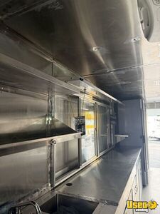 Food Truck All-purpose Food Truck Diamond Plated Aluminum Flooring Florida Diesel Engine for Sale