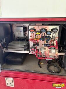 Food Truck All-purpose Food Truck Water Tank Texas Diesel Engine for Sale