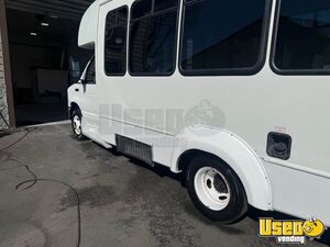 Ford E350 Mobile Hair & Nail Salon Truck Air Conditioning Connecticut for Sale