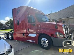 Well Maintained - 2018 Freightliner Cascadia 125 Sleeper Cab Semi Truck for Sale in Florida!