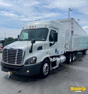 2016 Freightliner Cascadia 113 Sleeper Cab Semi Truck and 2001 53' Wabash Trailer for Sale in Georgia!