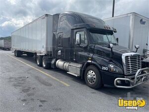 2016 Freightliner Cascadia 113 Sleeper Cab Semi Truck and 2015 53' Great Dane Dry Van Trailer for Sale in Minnesota!