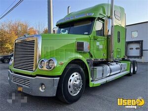 Well Maintained - 2020 Freightliner Coronado 132 Sleeper Cab Semi Truck for Sale in New Jersey!