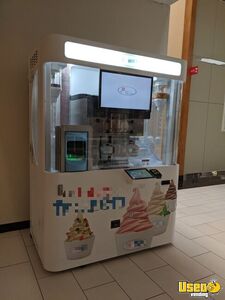 Frozen Dessert Autonomous Vending Kiosk Other Soda Vending Machine 5 Connecticut for Sale