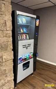 Futura Combo (model 3589) Vending Combo 5 Pennsylvania for Sale