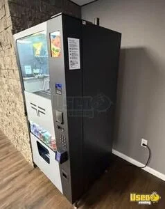 Futura Combo (model 3589) Vending Combo 6 Pennsylvania for Sale