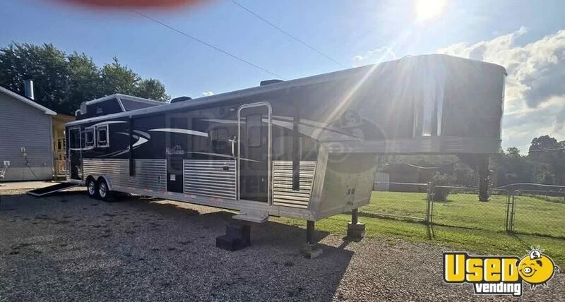 Gooseneck Horse Trailer 3-horse Lq Trailer Ohio for Sale