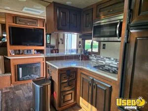 Gooseneck Horse Trailer 3-horse Lq Trailer Television Ohio for Sale