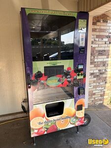 2022 Healthier 4U 3589N Snack and Drink Combo Vending Machine Brand New, Never Used  For Sale in Texas!