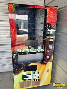 Seaga Healthy Snack and Cold Drink Combination Vending Machine For Sale in Maryland!