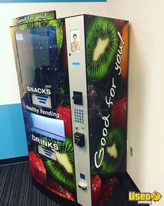 2016 Seaga HY900 Healthy You Combo Vending Machines for Sale in North Carolina!